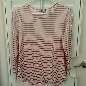 3/4 length Tommy Bahama Tee Shirt